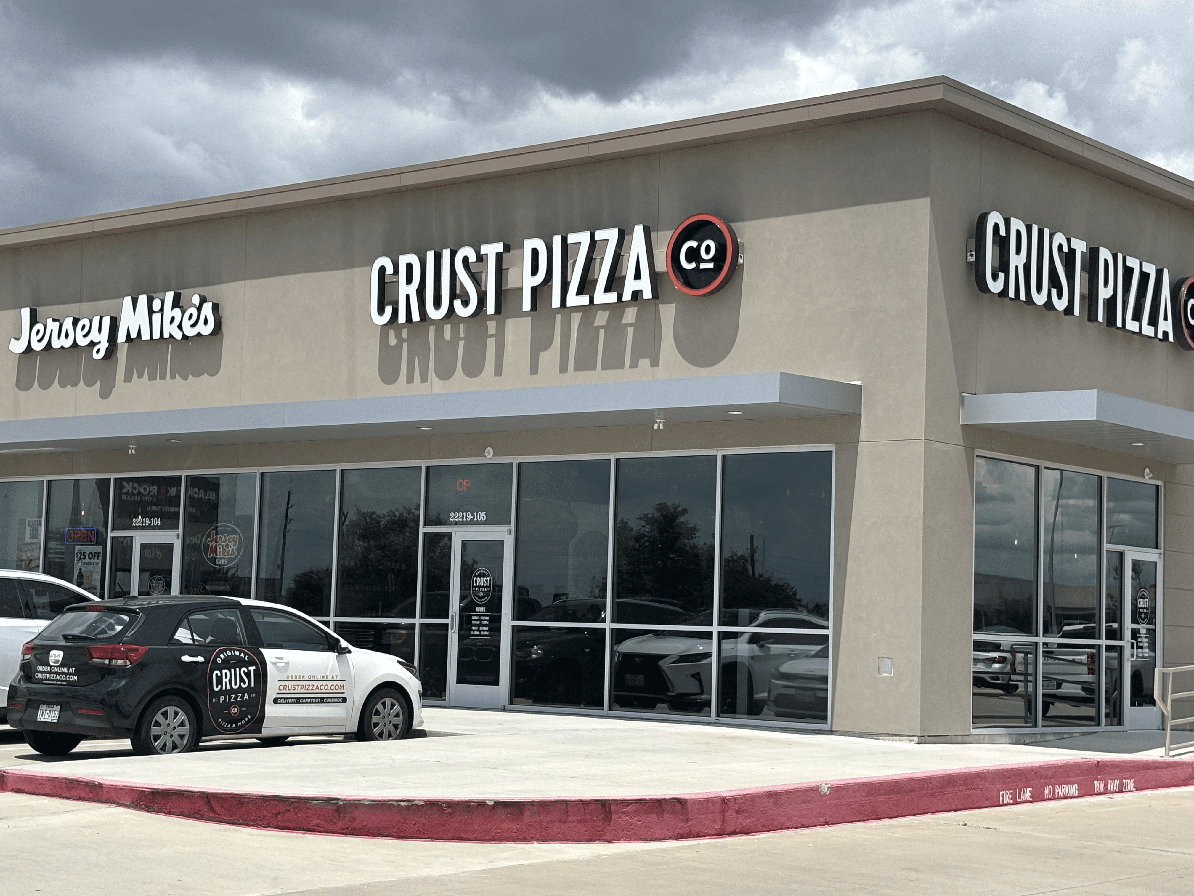 Crust Pizza Co Image
