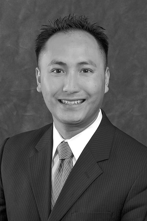 Edward Jones - Financial Advisor: Hai B Phan Photo
