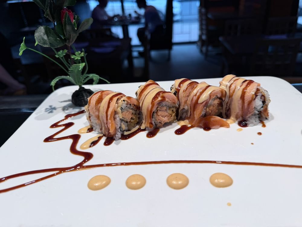 salmon Fire Roll