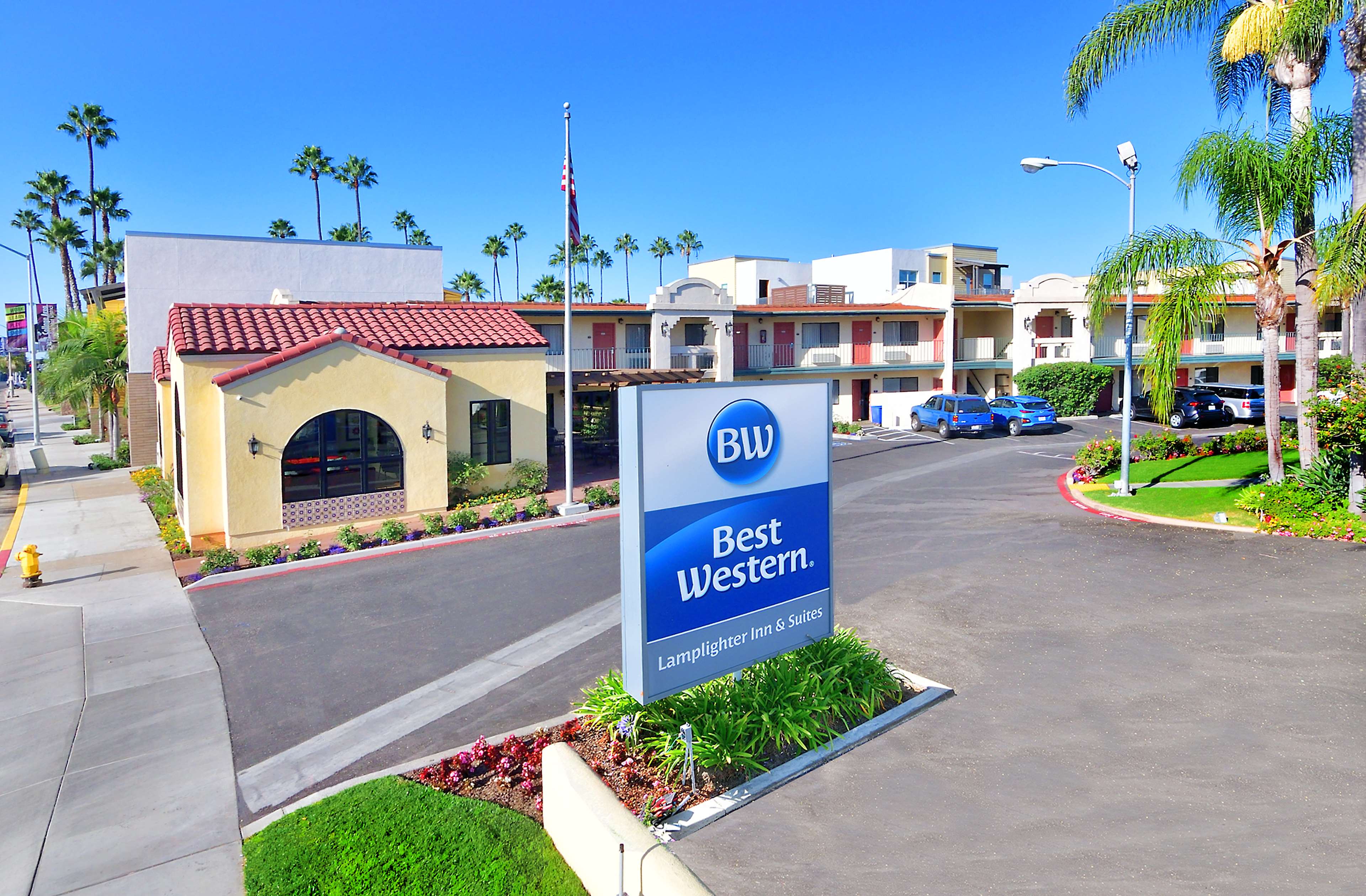 Best Western Lamplighter Inn & Suites at SDSU Photo