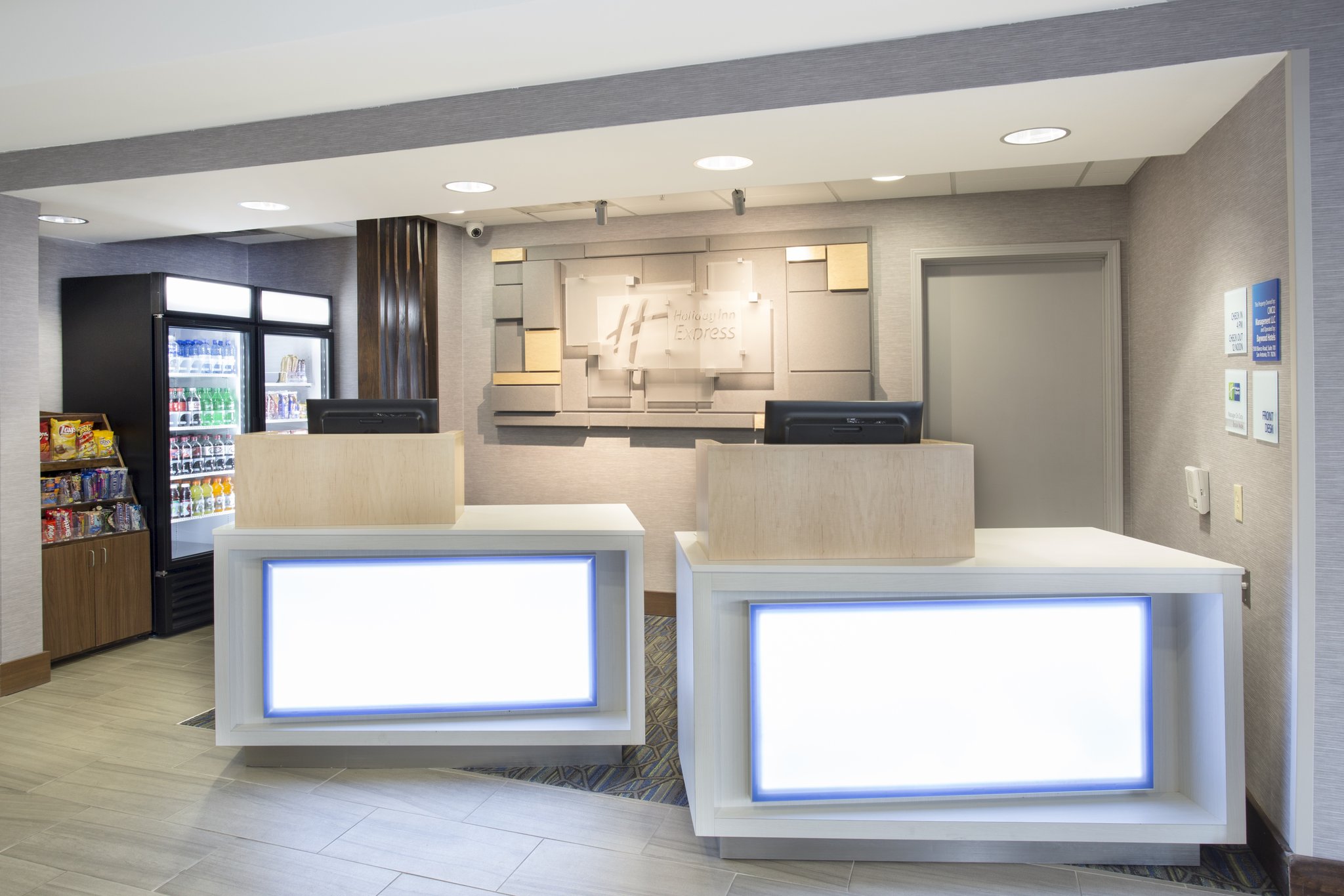Holiday Inn Express Kansas City - at the Legends by IHG
