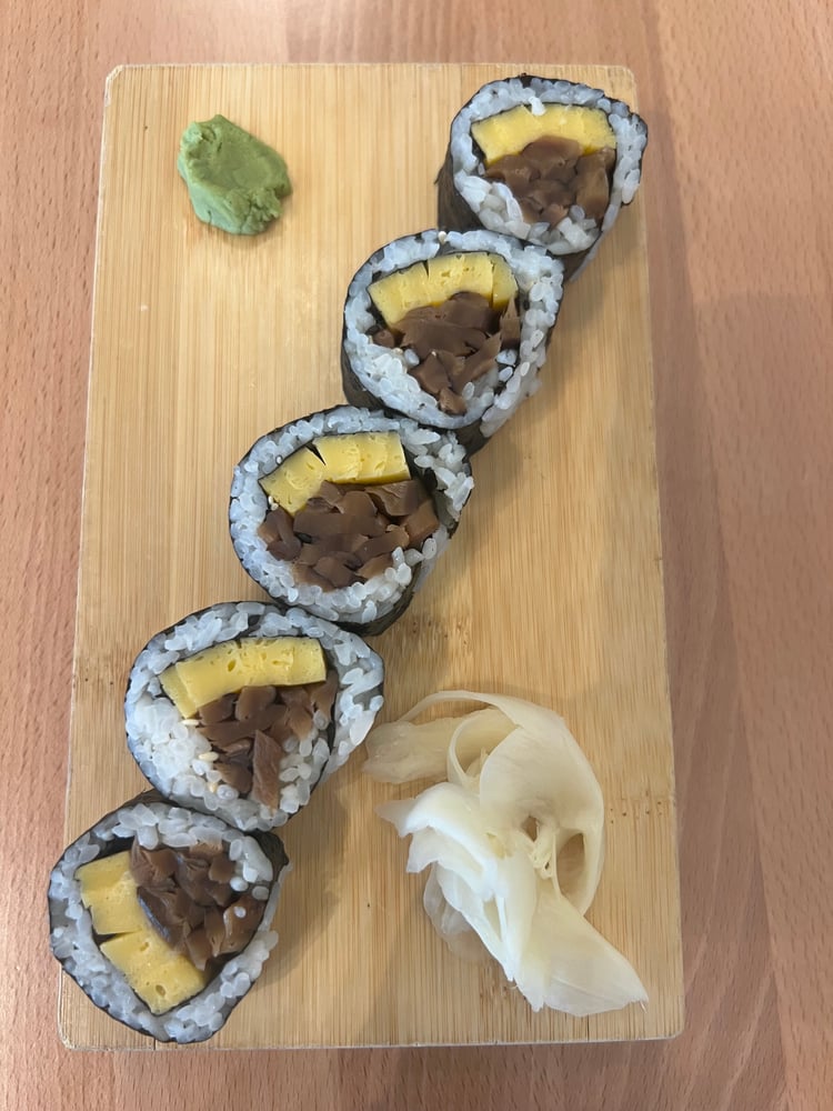 Tamago Shitake Roll (5)