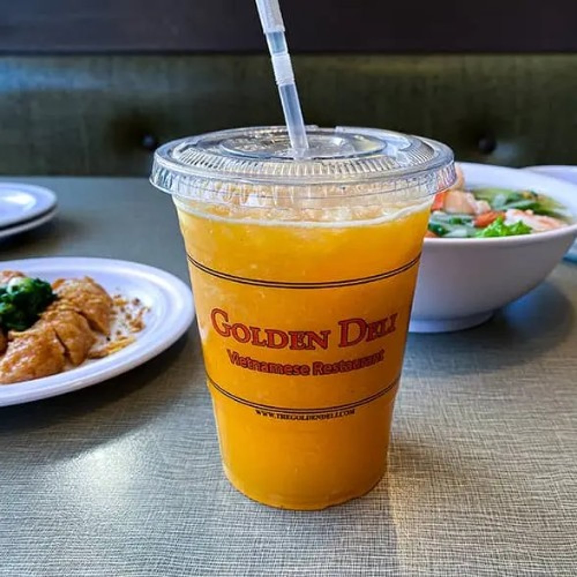 Fresh Orange Juice / Cam Tuoi