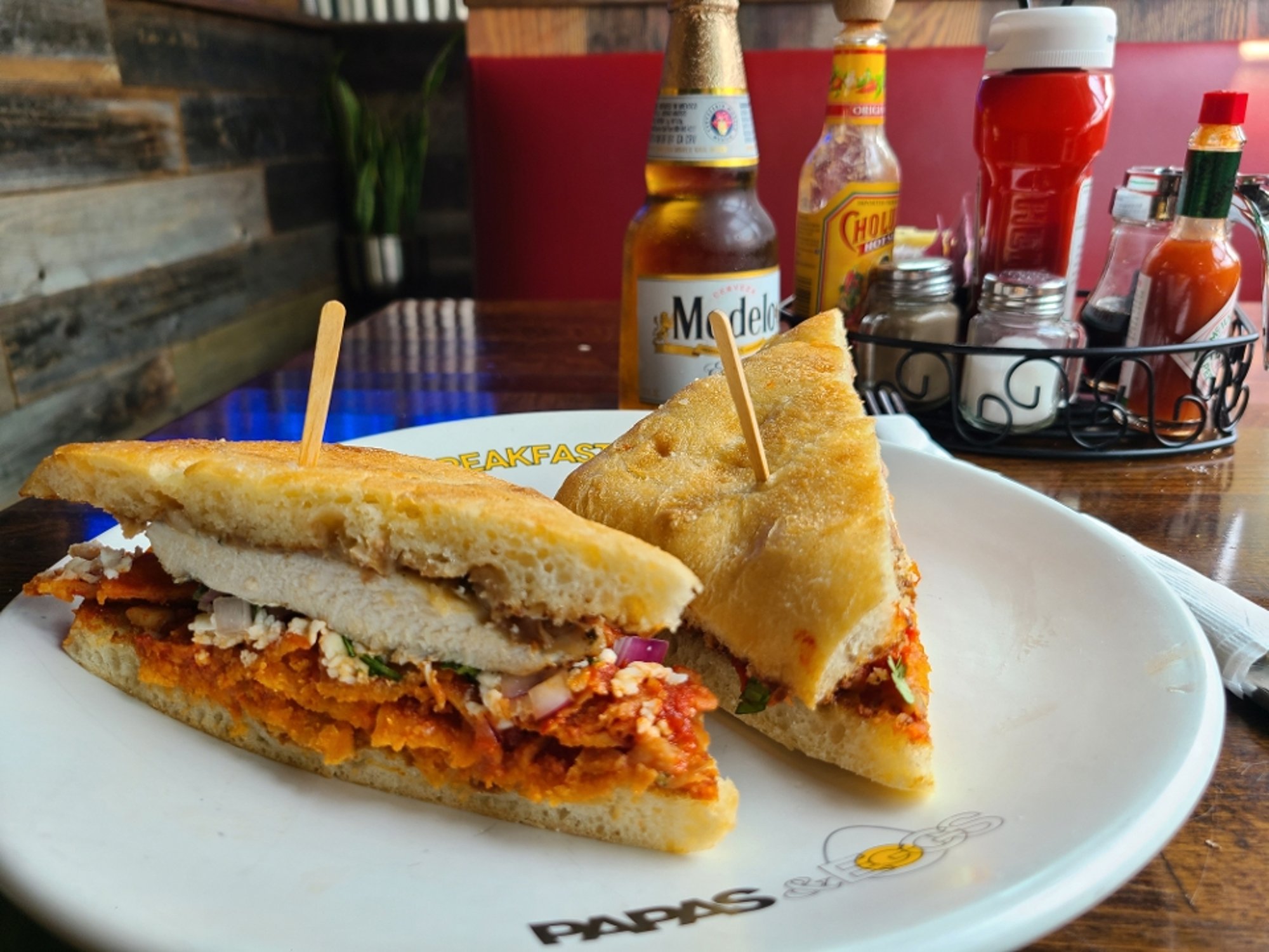 Torta de Chilaquiles