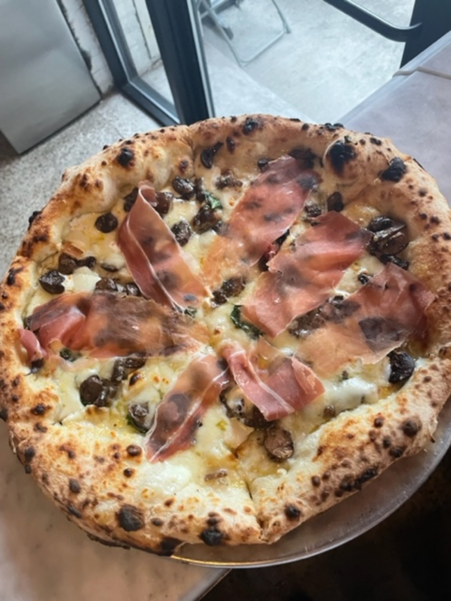 La funghi pizza