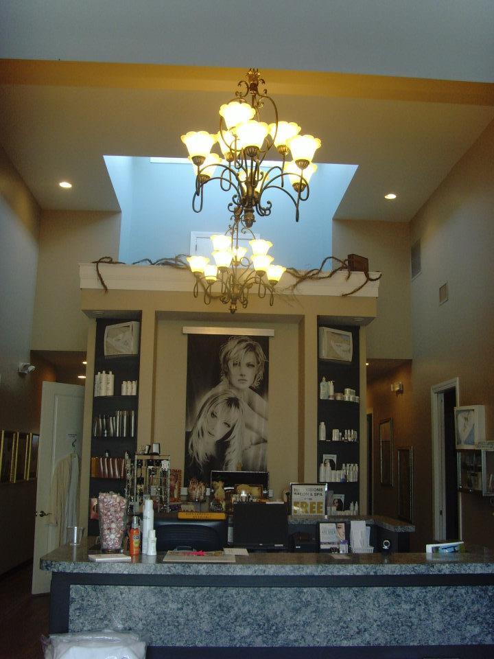 HAIR VISIONS SALON AND SPA Photo