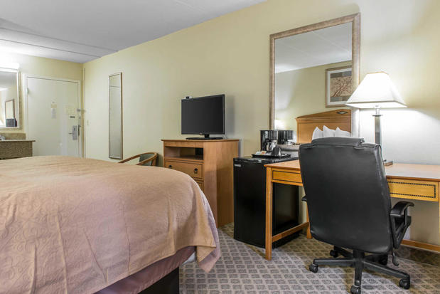 Images Quality Inn & Suites