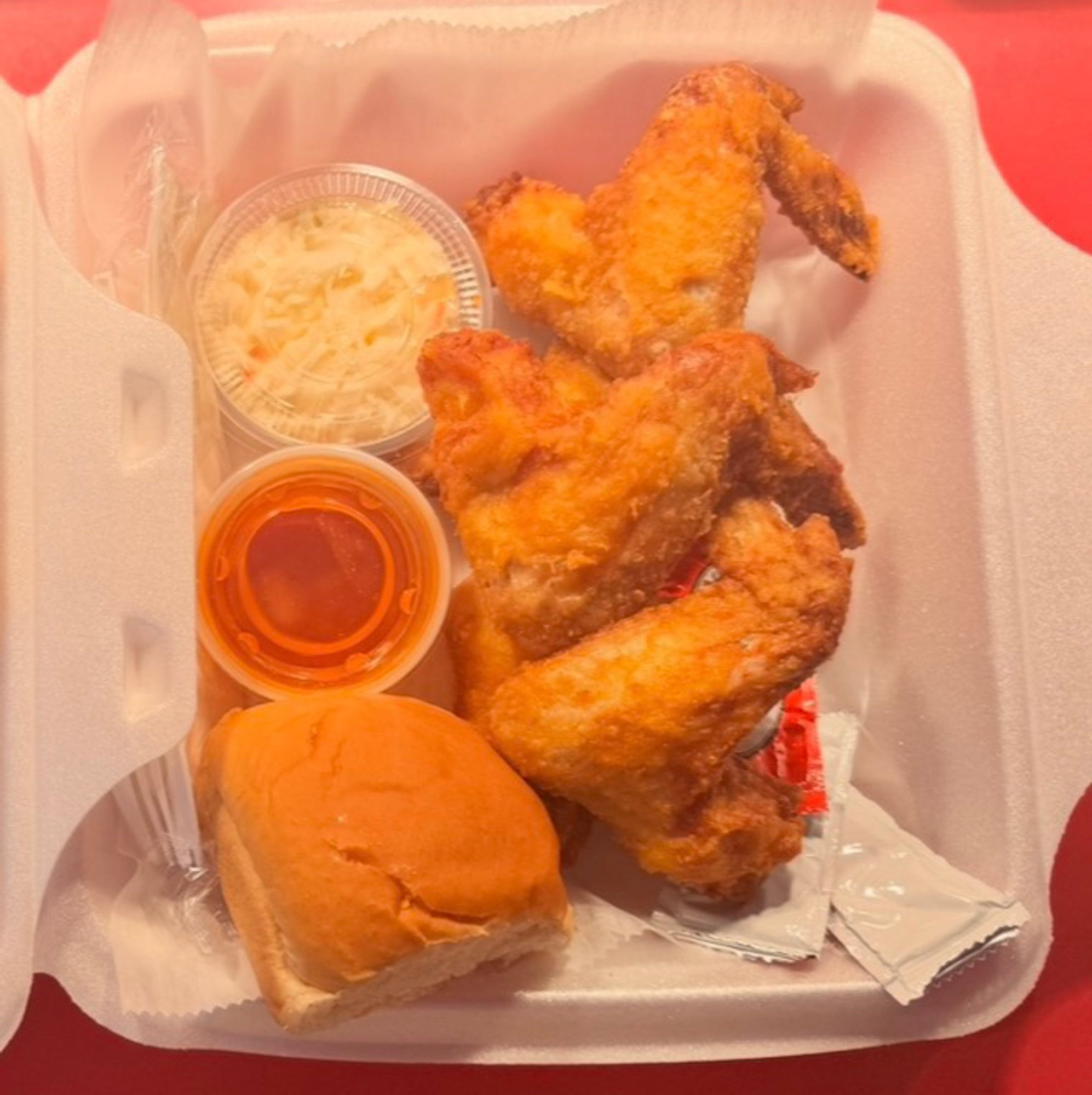 3 Pc Whole Wing Dinner Includes Fries, Slaw & Roll