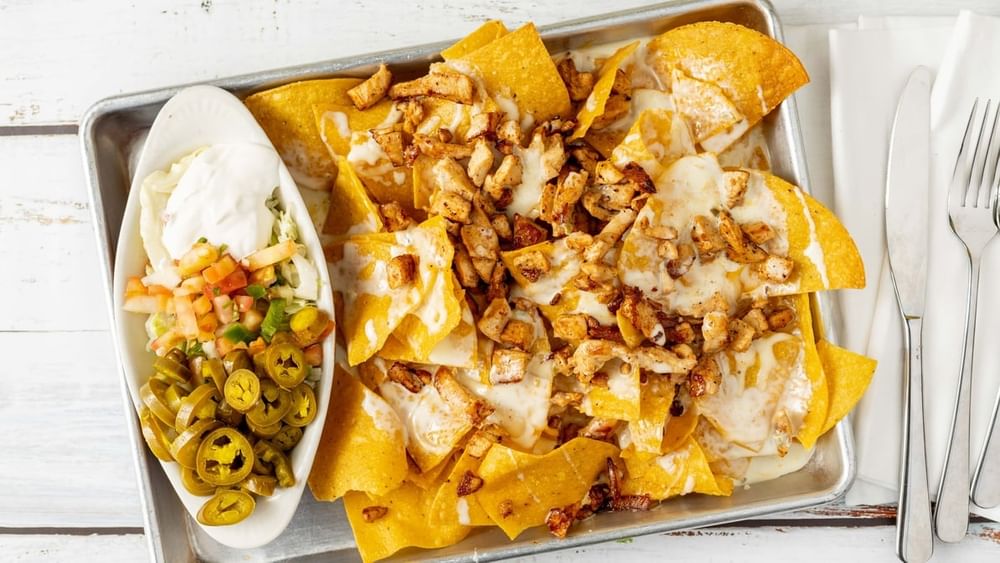 De Pollo / Chicken Nachos