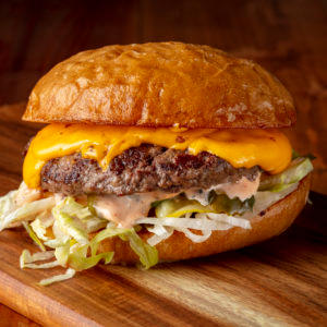 CLASSIC CHEESE BURGER