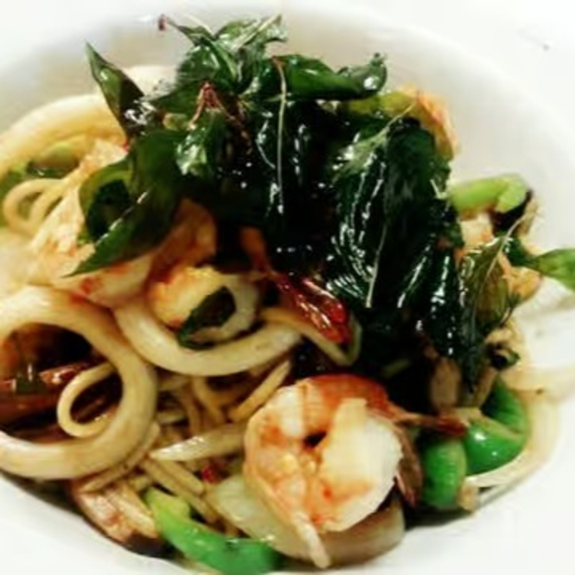 Spicy Hot Basil Spaghetti