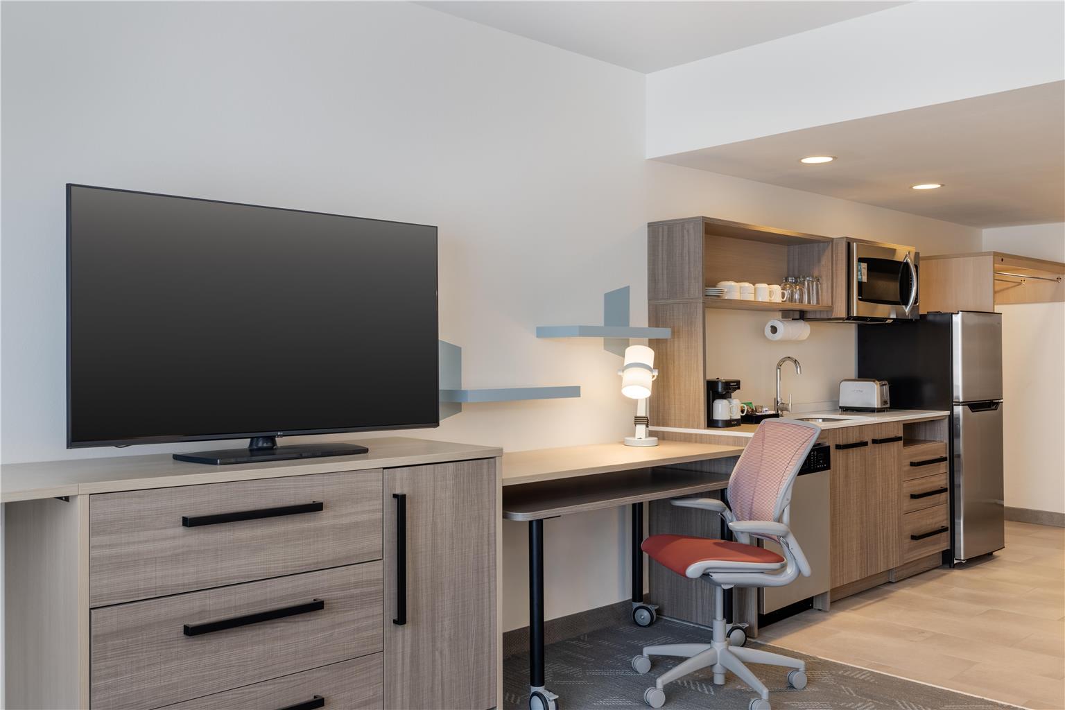 Home2 Suites by Hilton Altoona Des Moines Image