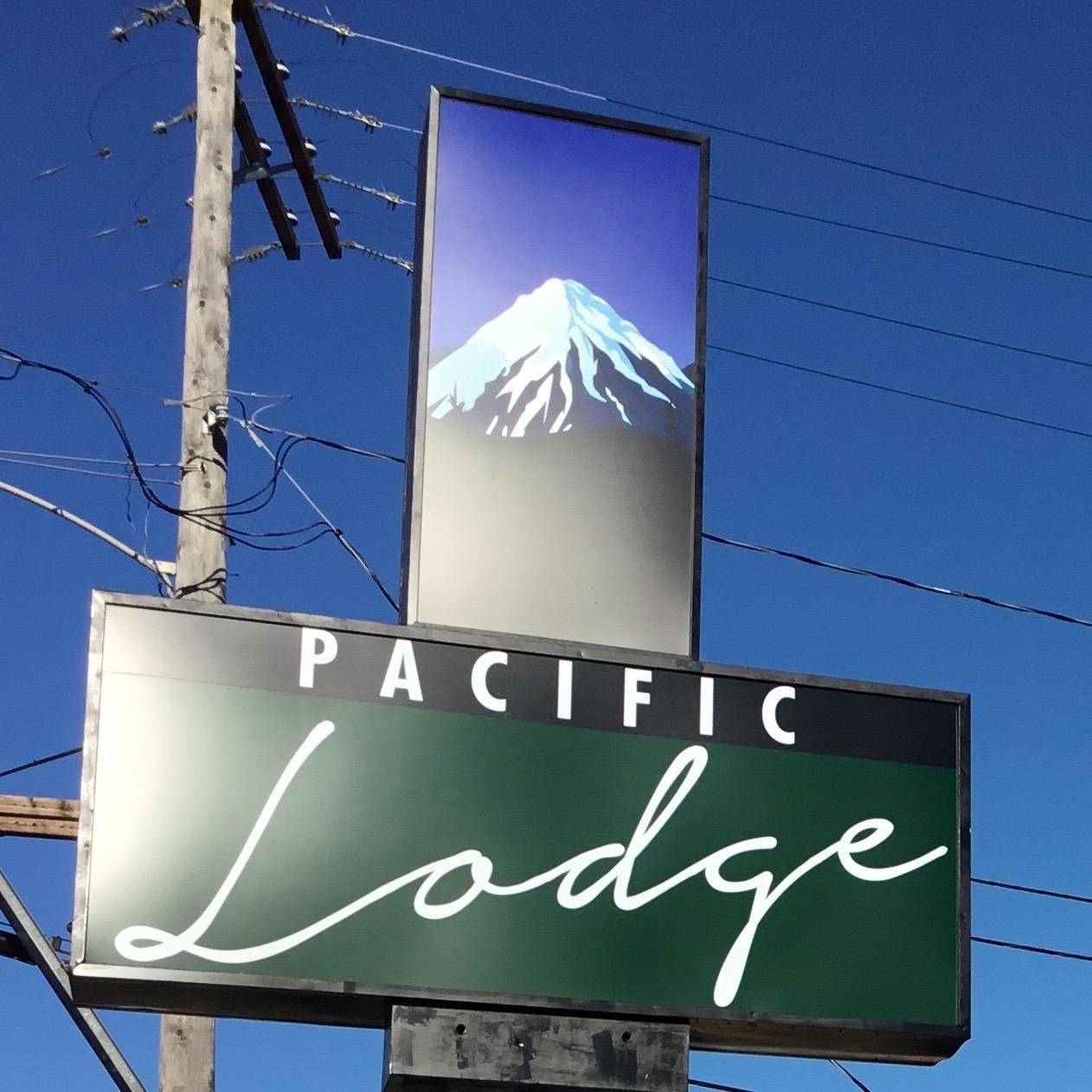 Pacific Lodge Logo