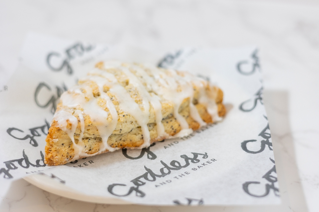 Lemon Poppyseed Scone
