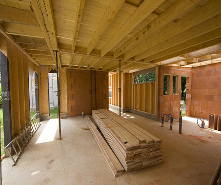 Blanco&apos;s General Contractor Logo