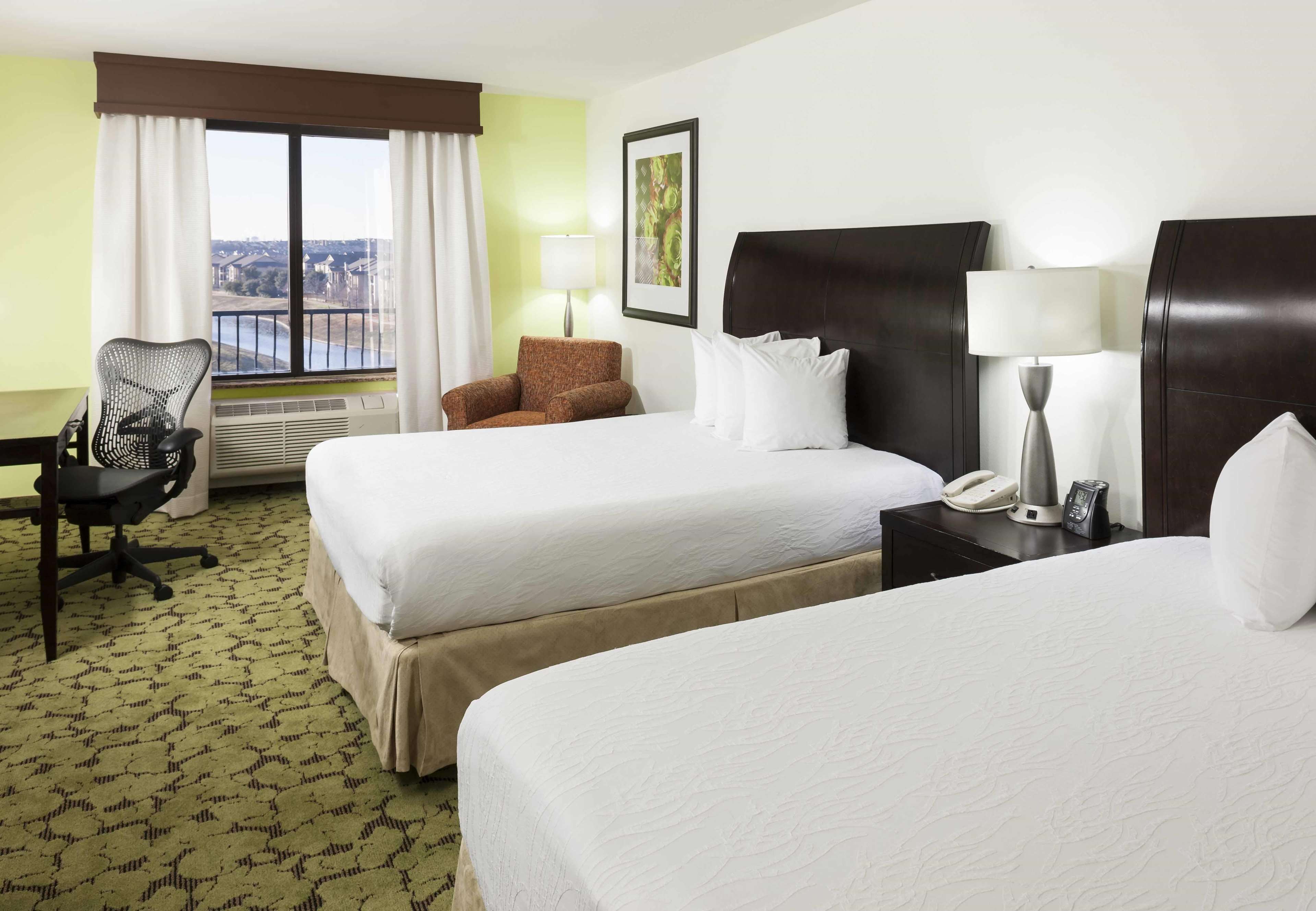 Hilton Garden Inn Dallas Lewisville Photo