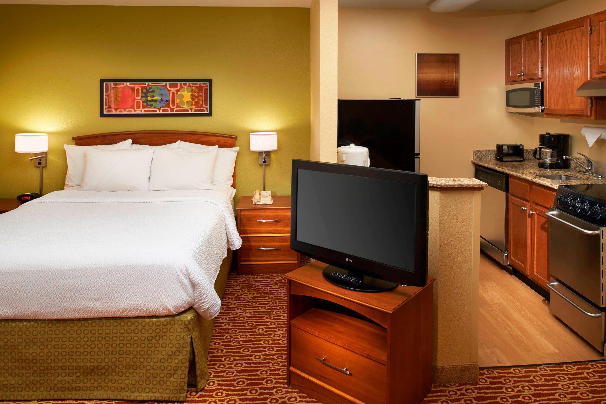 TownePlace Suites by Marriott Detroit Novi Photo