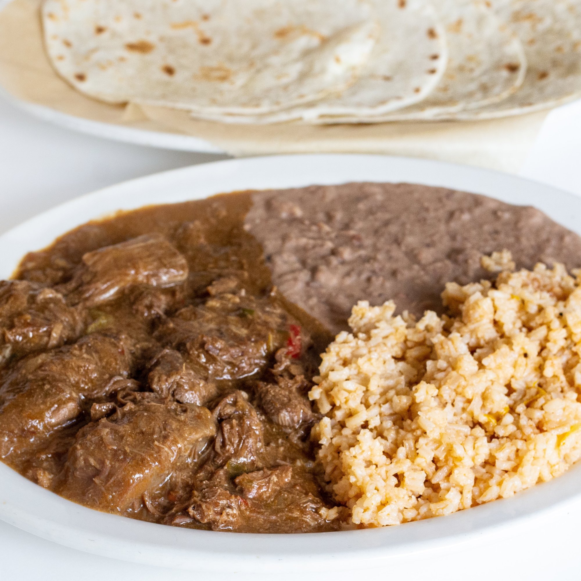Guisado de Res Dinner
