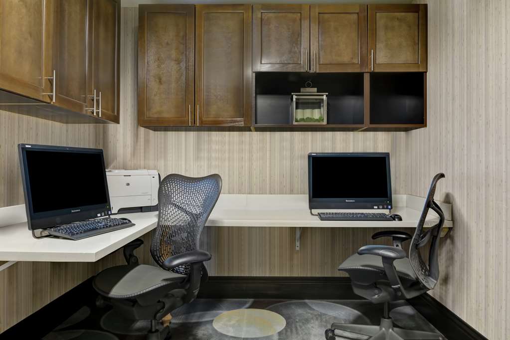 Hilton Garden Inn Fayetteville Image