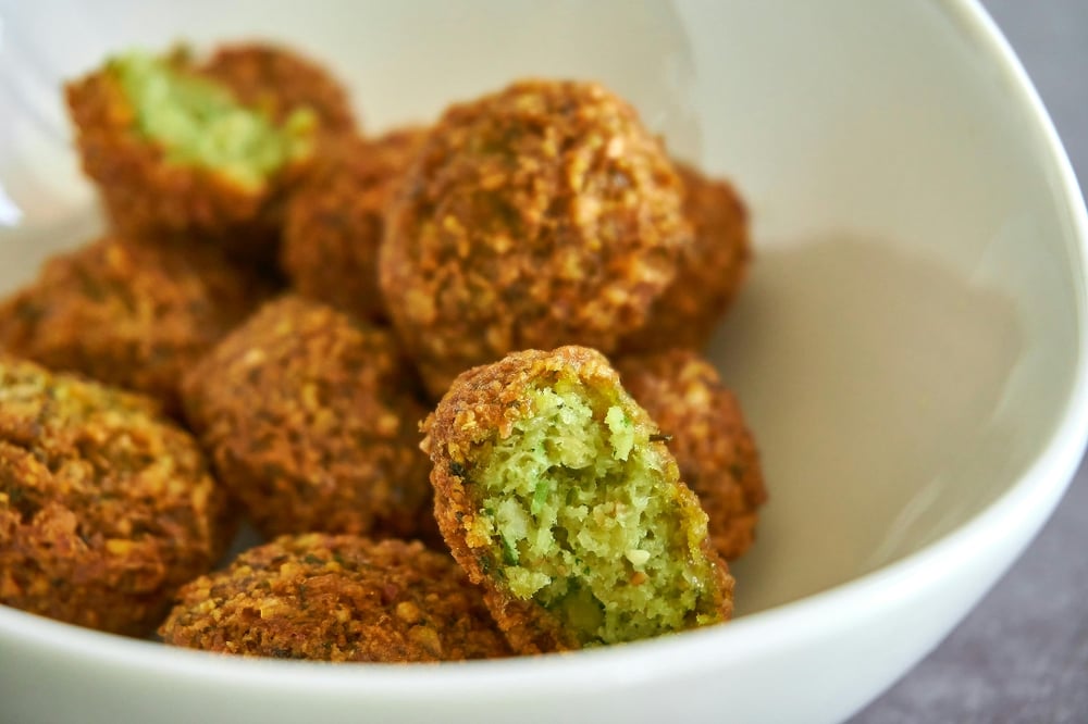 5CT Falafel Balls & Small Caesar