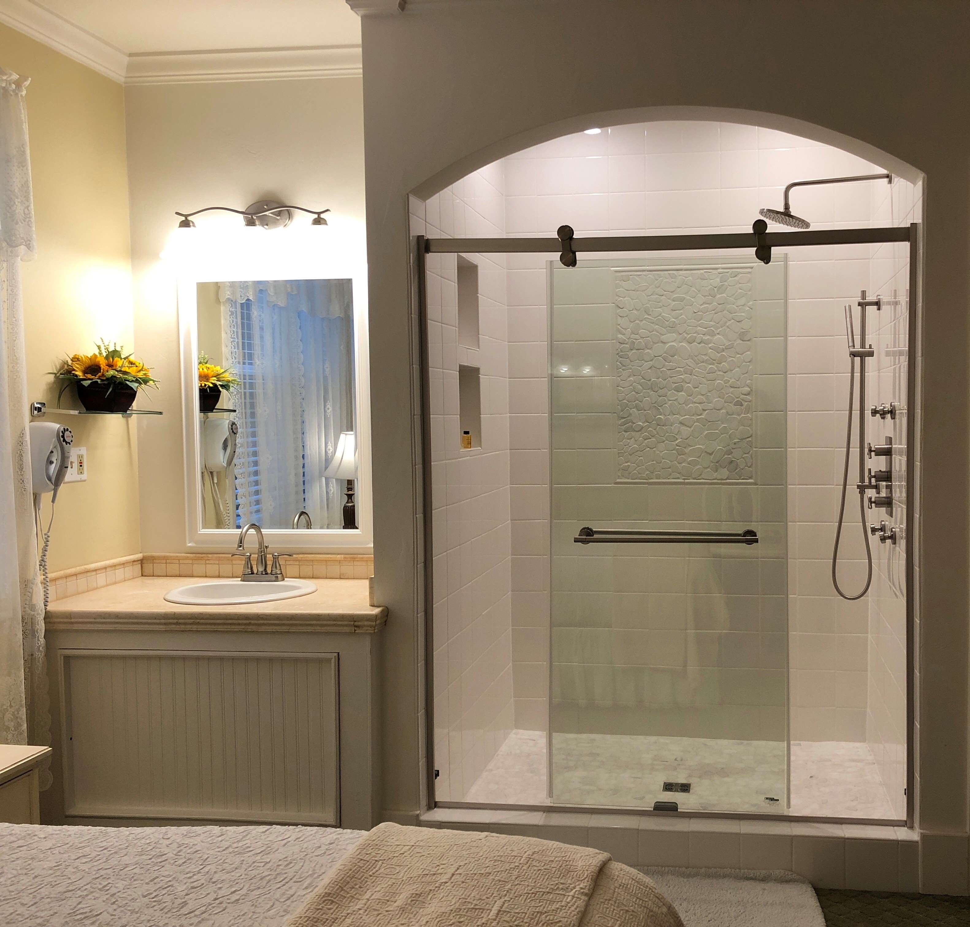 Relax the body, mind and soul in our walk-in showers.