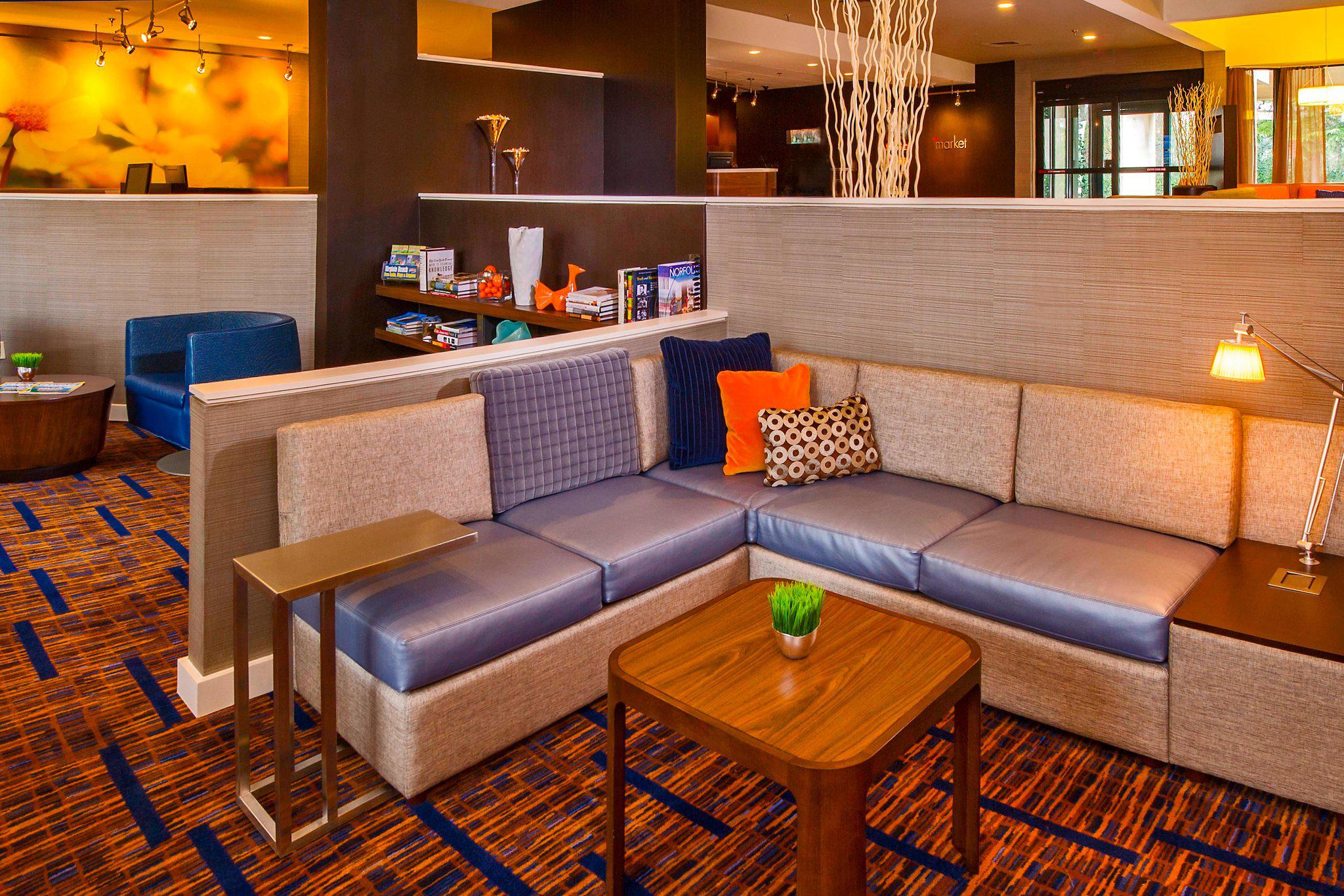 Courtyard by Marriott Virginia Beach Norfolk Photo