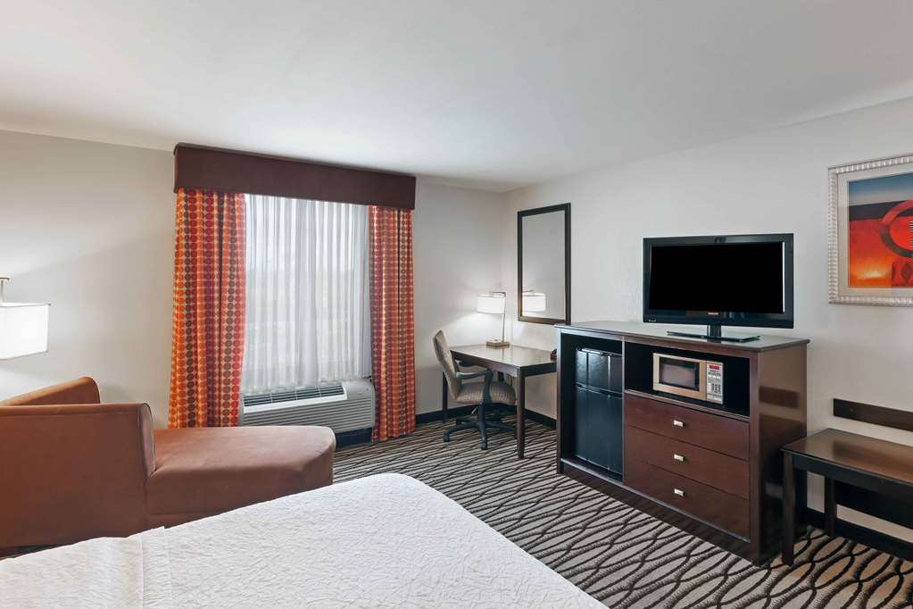 Hampton Inn & Suites Morgan City Image