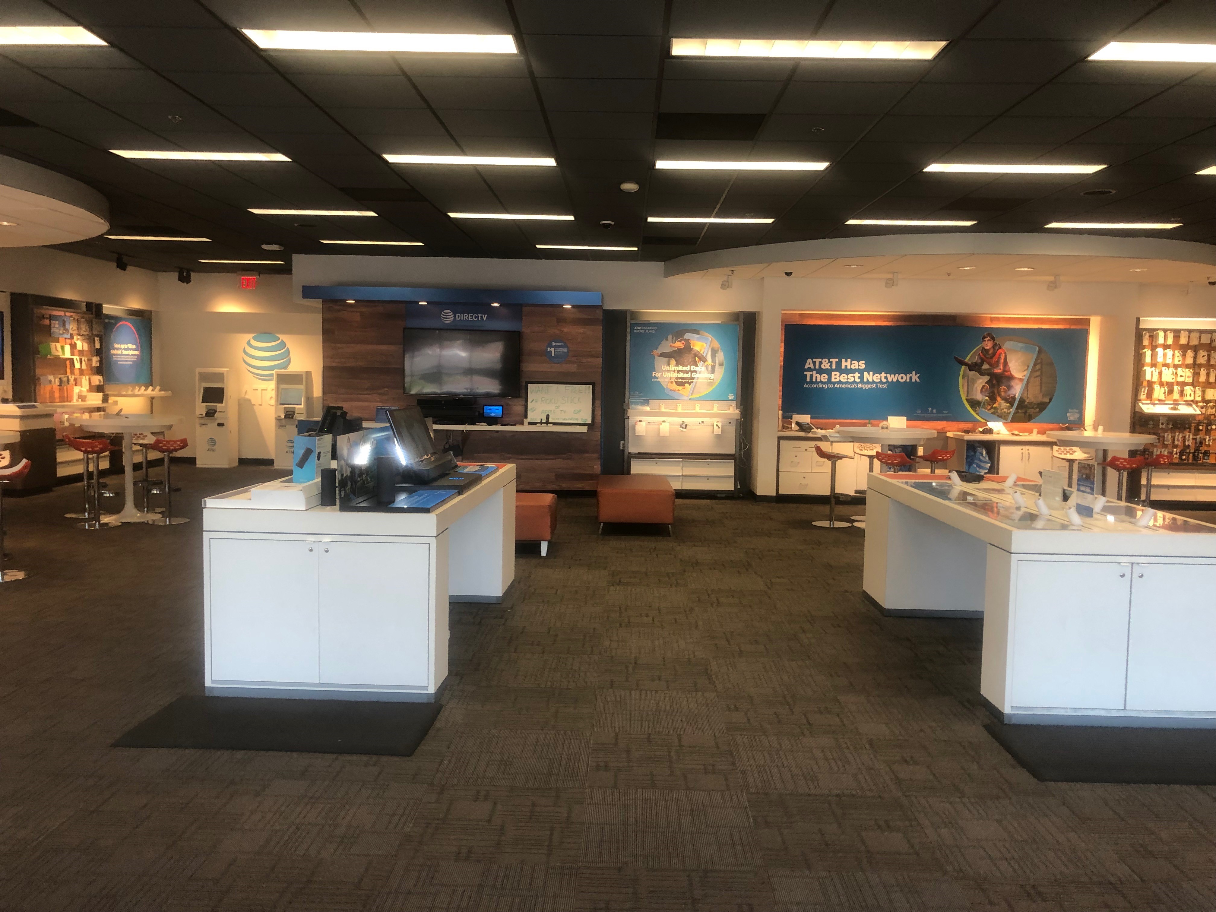 AT&T Store Photo