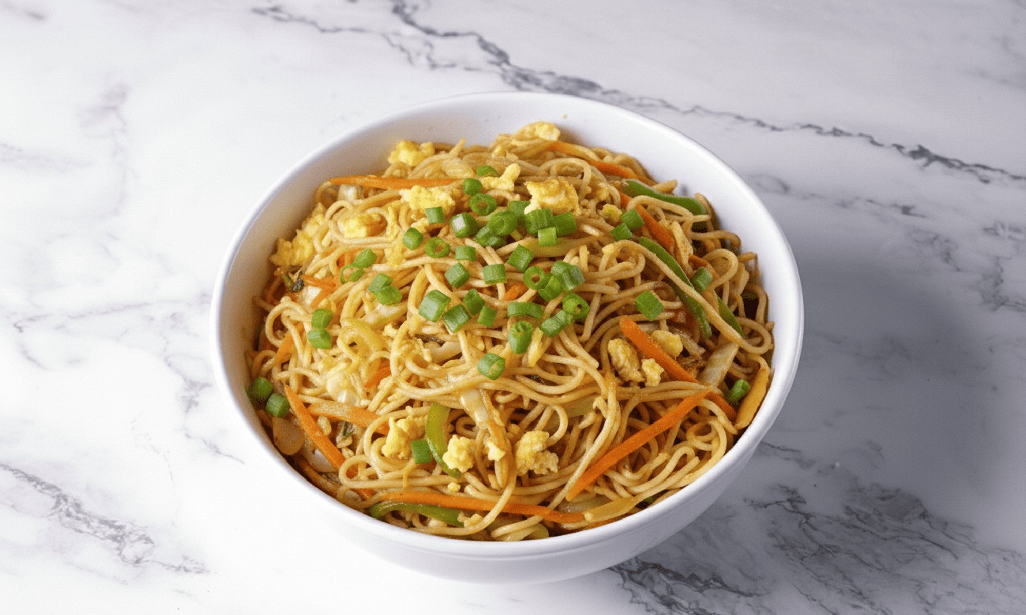 EGG HAKKA NOODLES