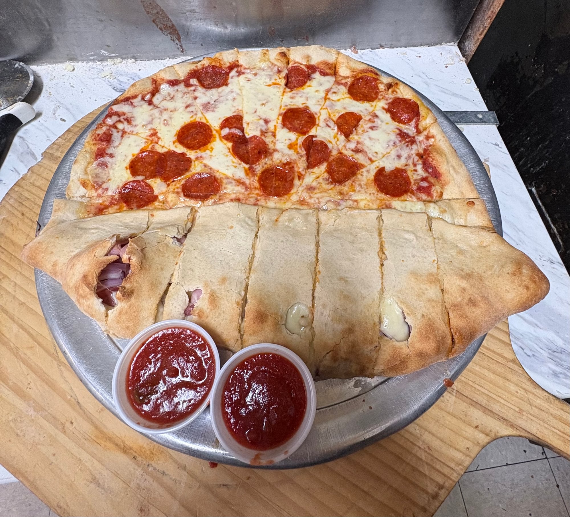 Large Pizzoli 1/2Pizza 1/2 Boli