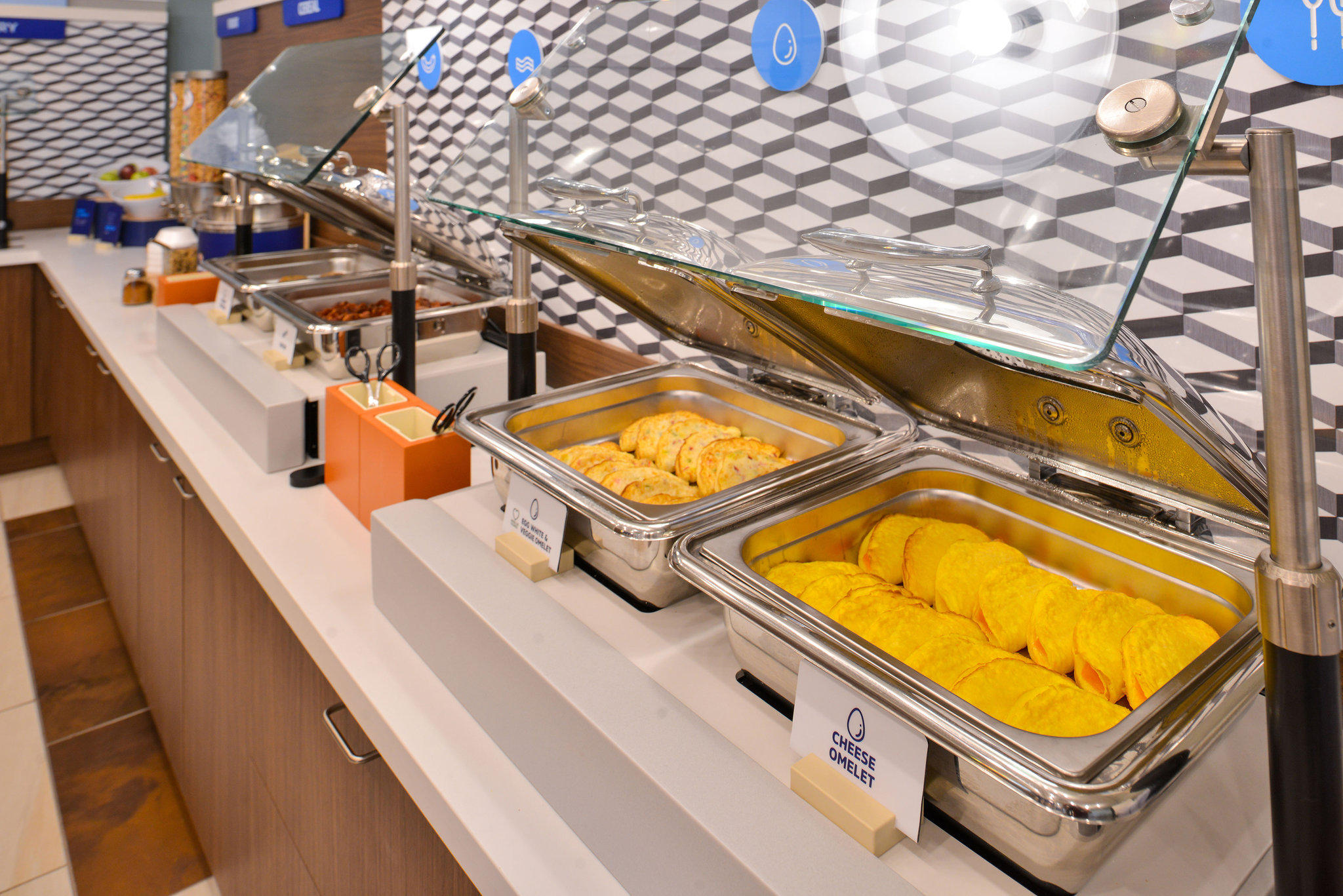 Holiday Inn Express & Suites Brady by IHG Image