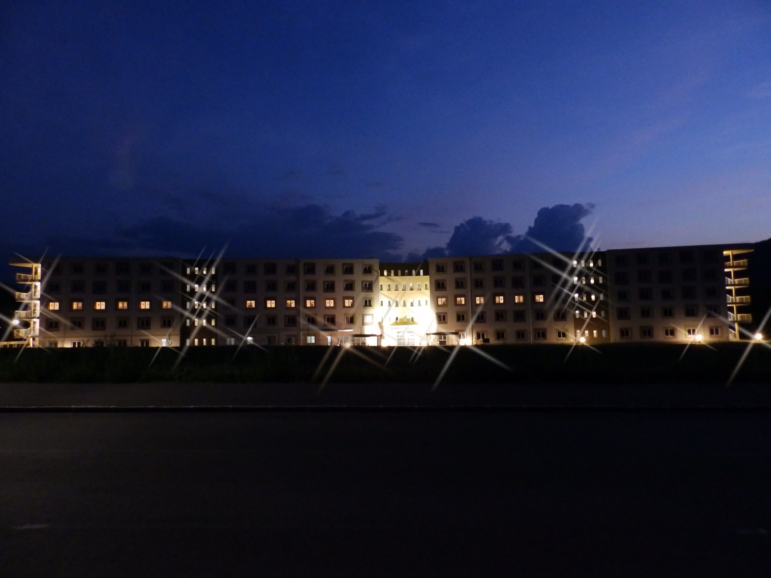 Bilder Living Campus - HOTEL - BÜRO CENTER - STUDENTENHAUS