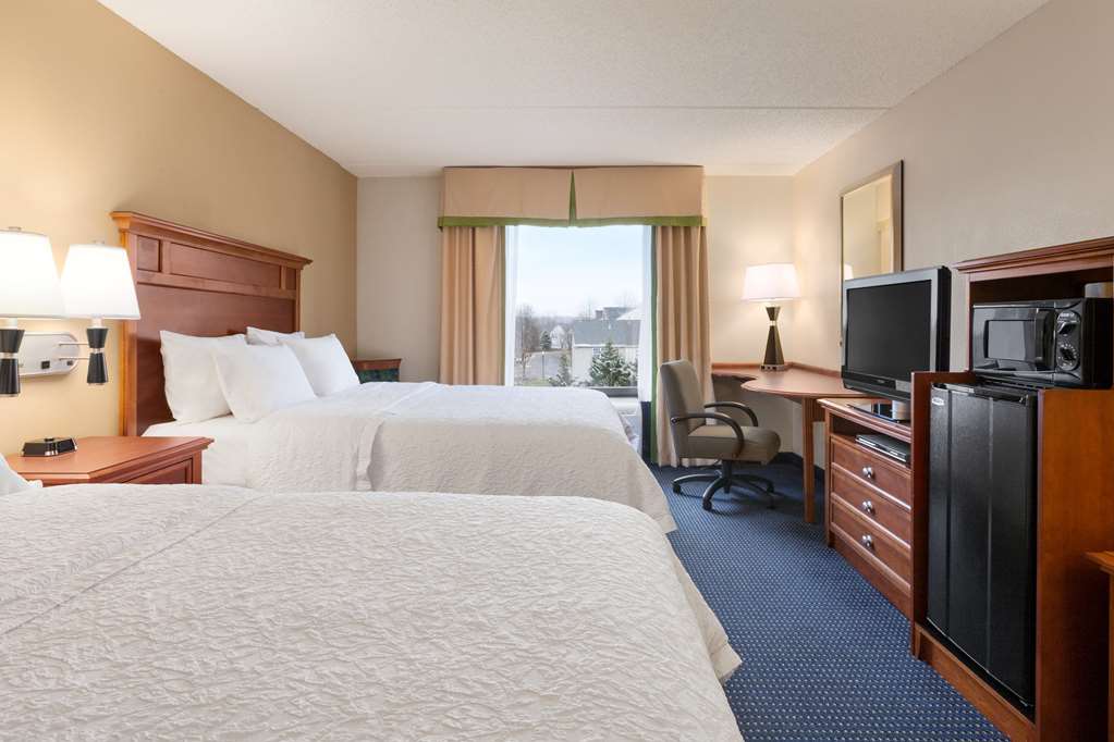 Hampton Inn Warrenton Image