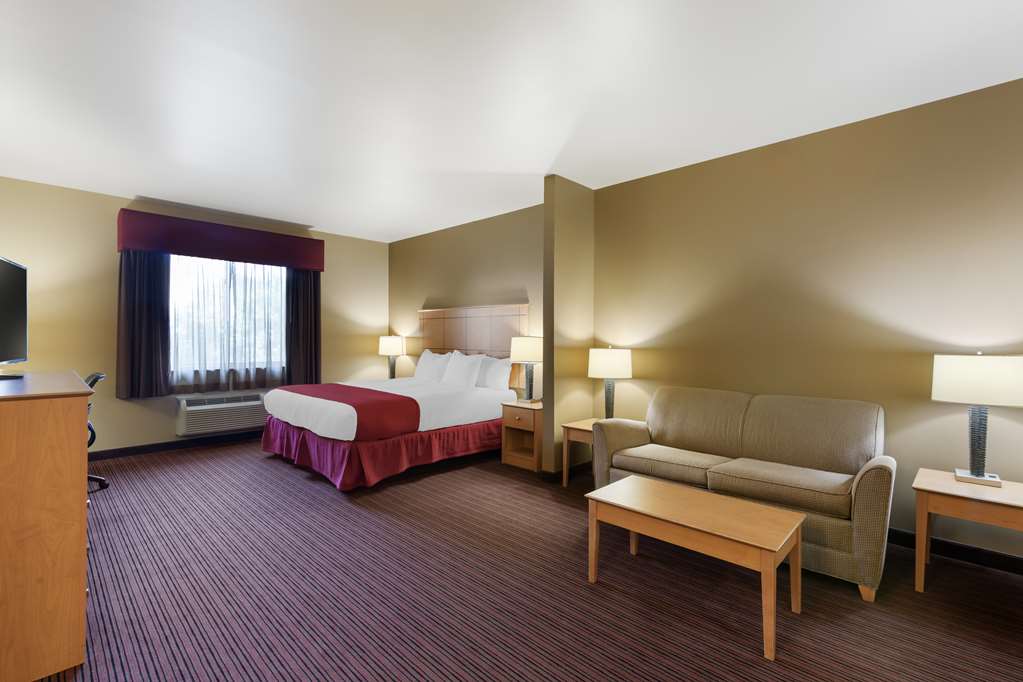 Best Western Golden Prairie Inn & Suites Image