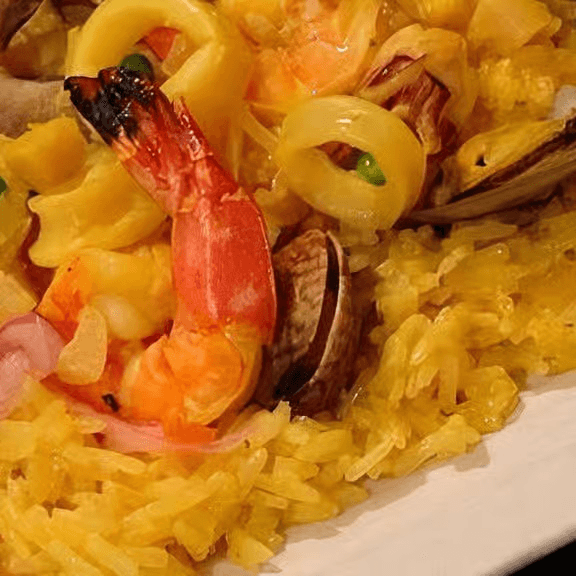 Family Arroz Con Mariscos