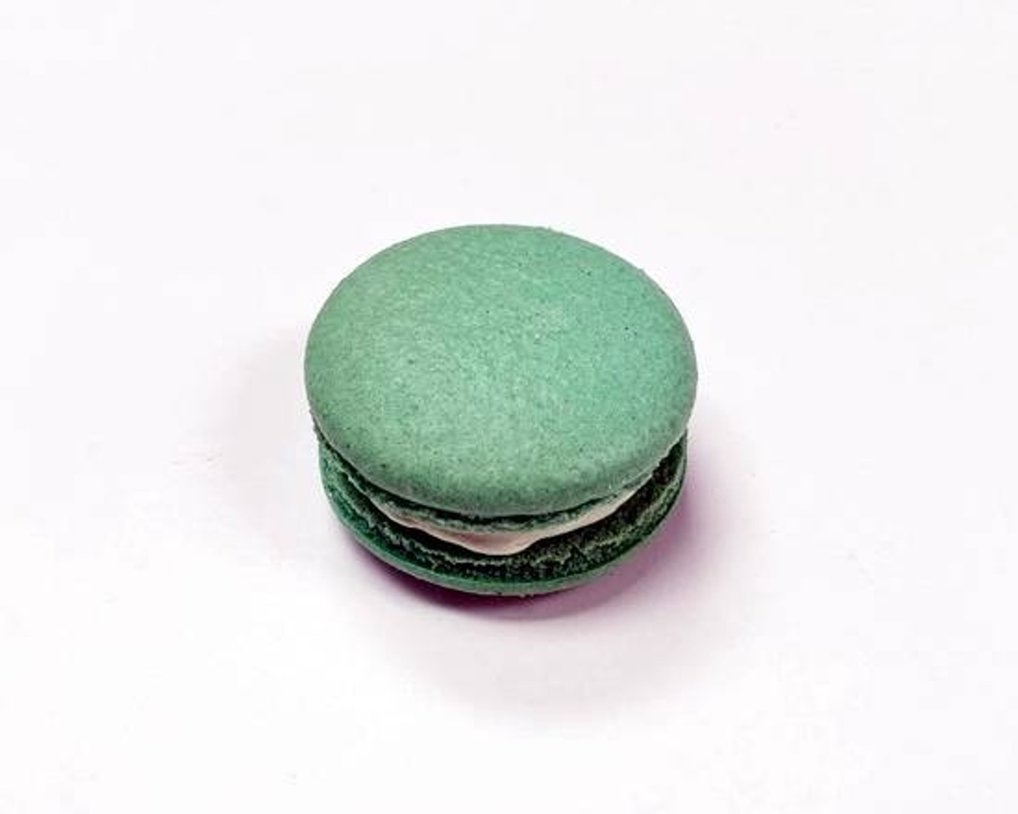 Mint Chocolate Chip Macaron