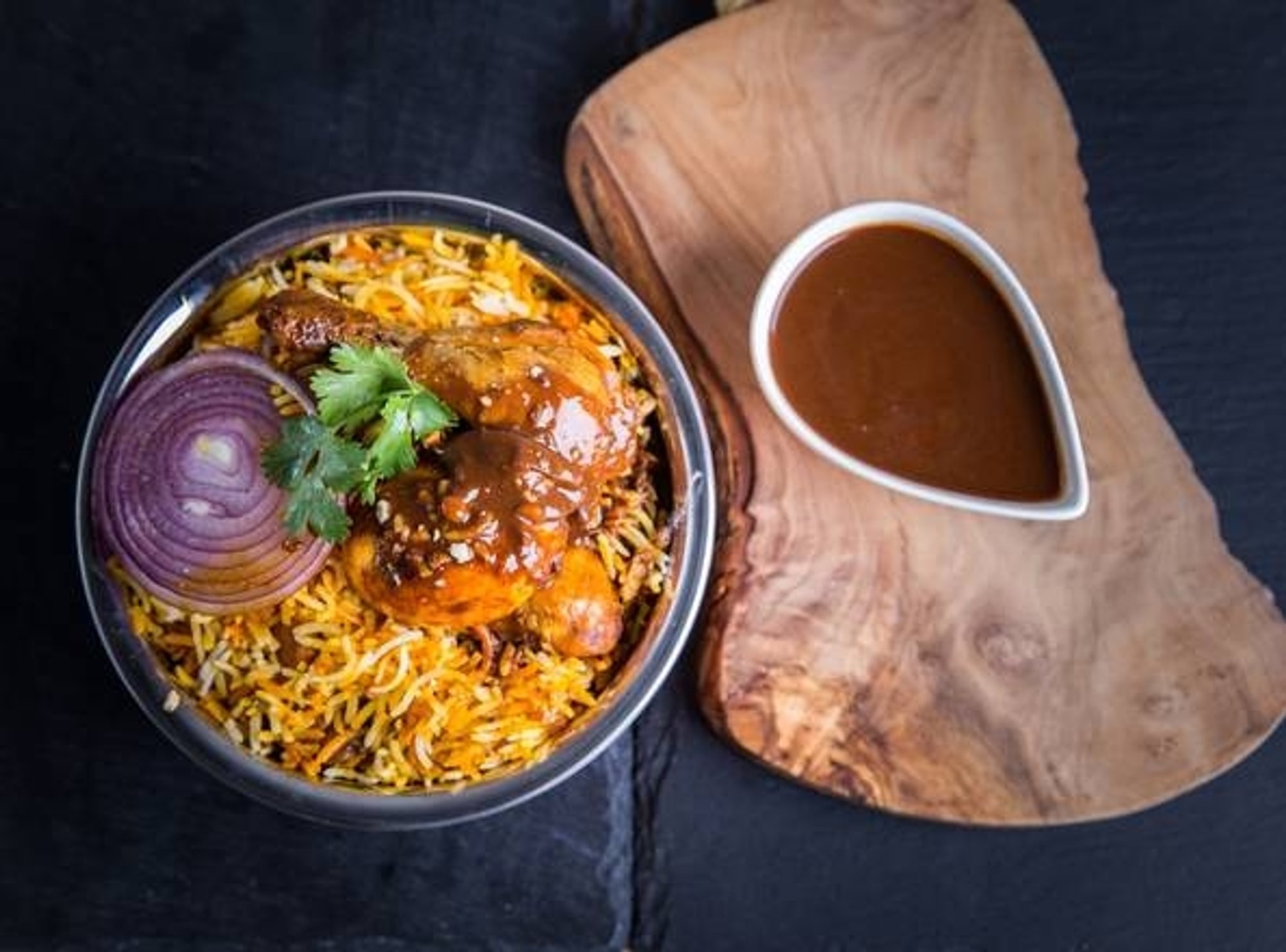 Bucket Ulavacharu Chicken Biryani