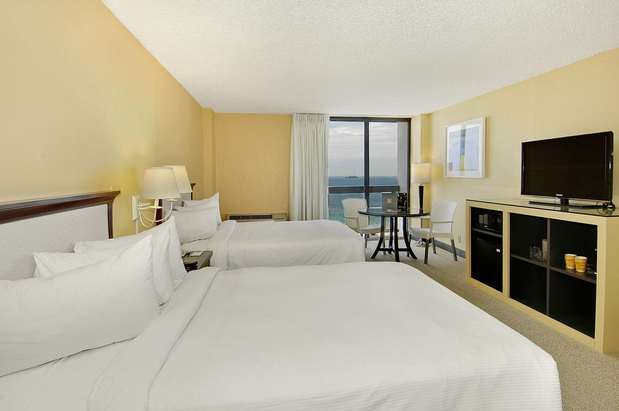 Images Bahia Mar Fort Lauderdale Beach - a DoubleTree by Hilton Hotel