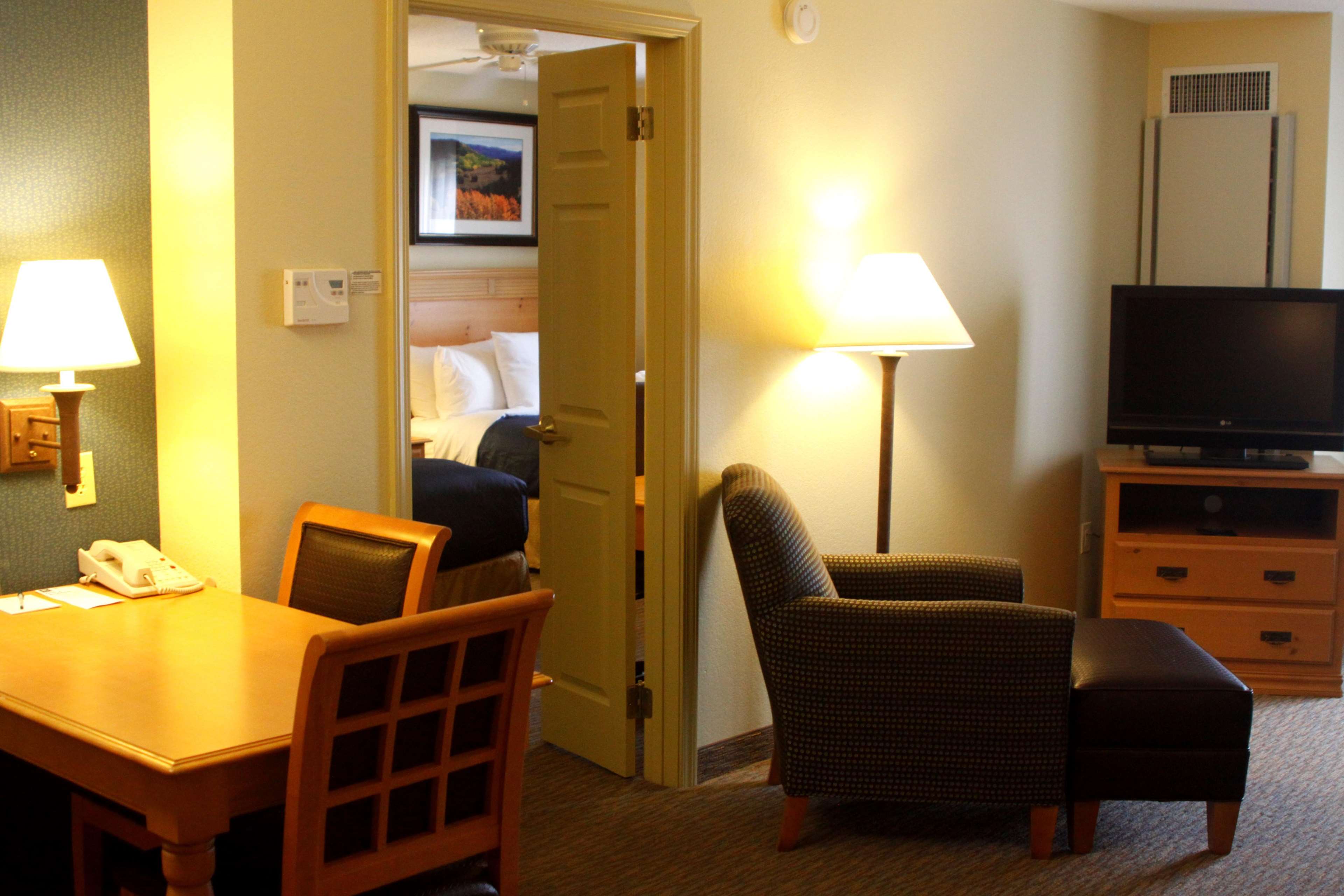 Homewood Suites by Hilton Colorado Springs-North Photo