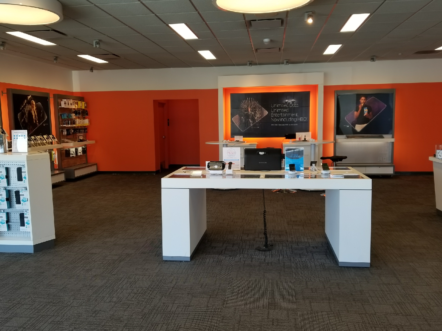 AT&T Store Photo