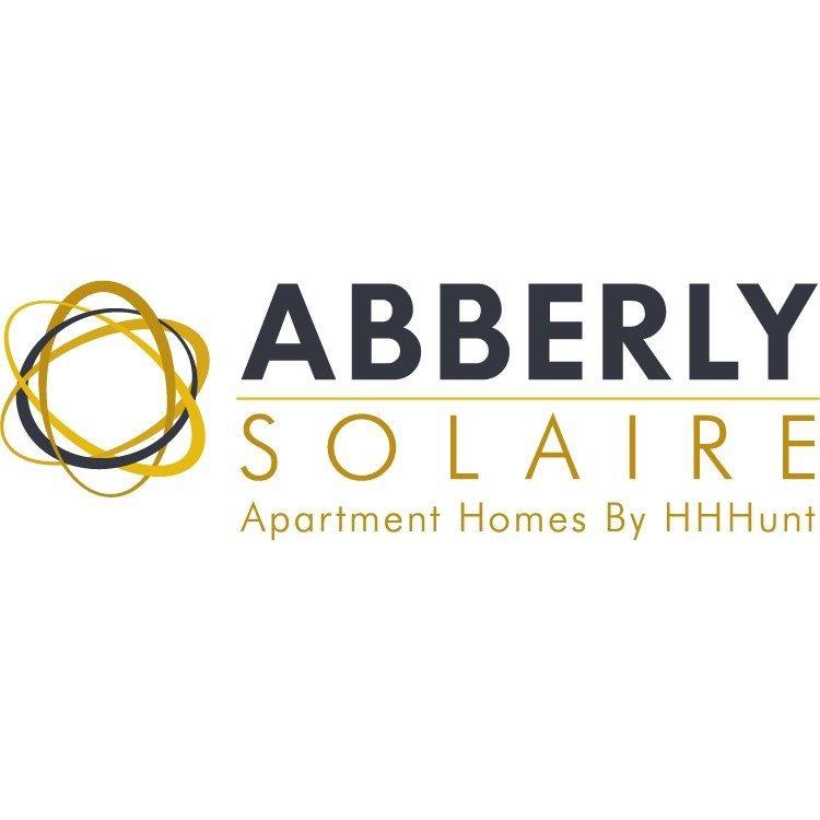 Abberly Solaire Photo