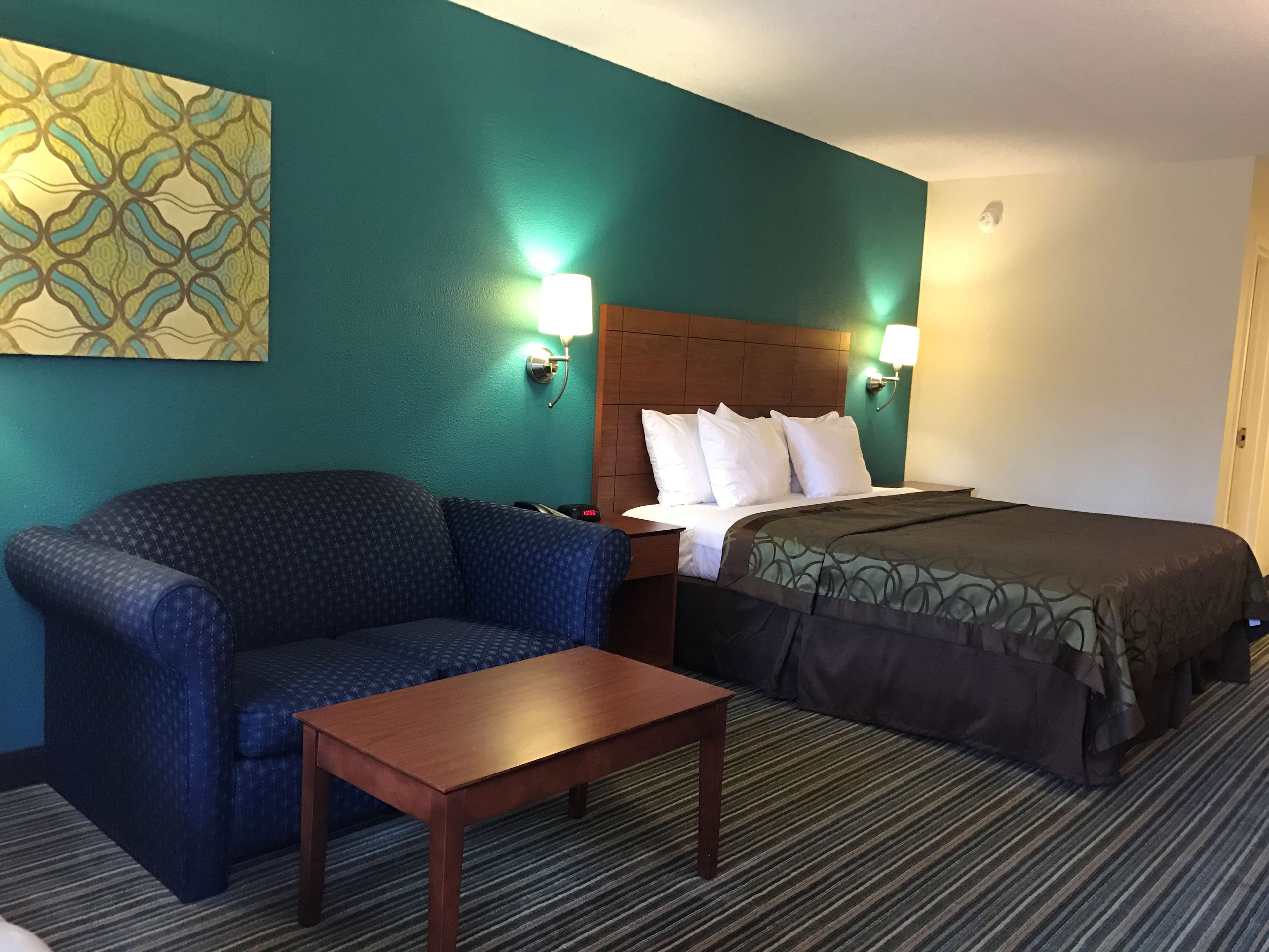 Best Western Tallahassee-Downtown Inn & Suites Photo