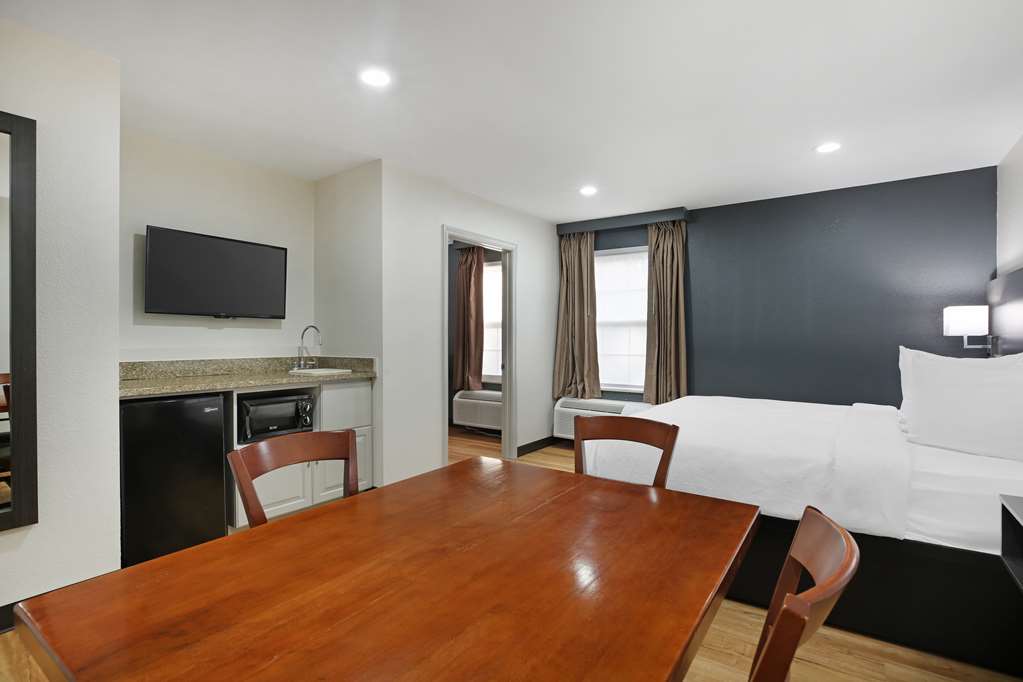 Best Western Mystic Hotel Image