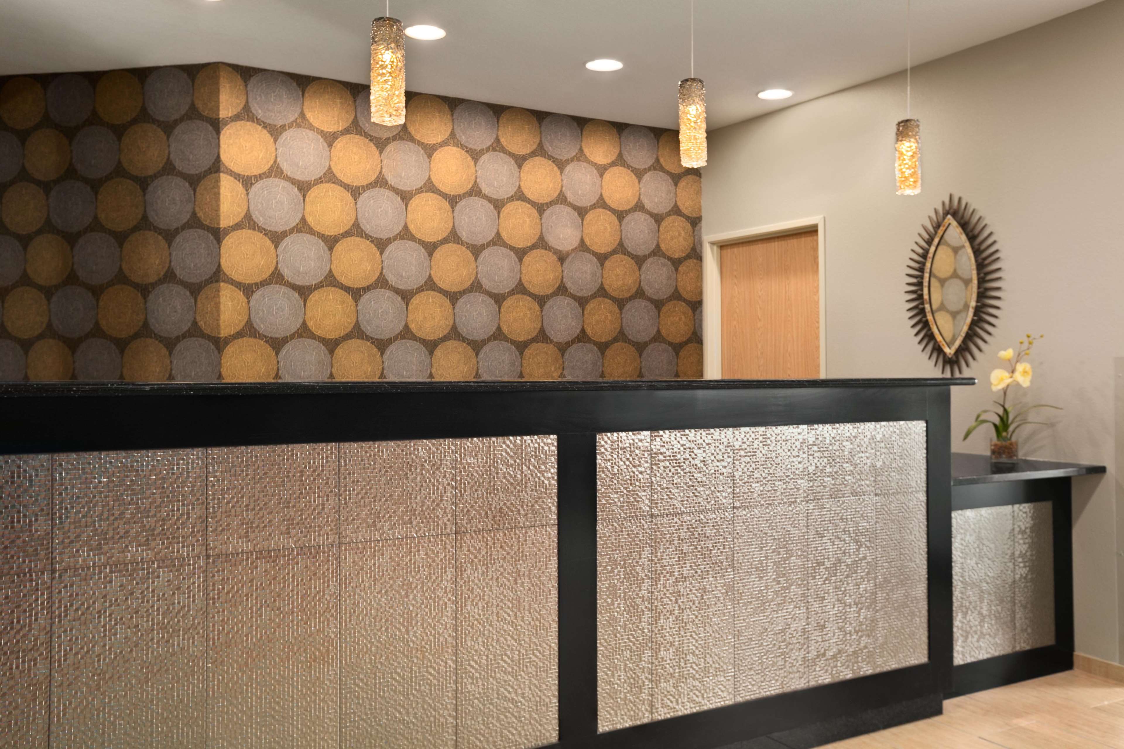 Best Western Plus Peppertree Airport Inn Spokane 5096244655 E Commerce