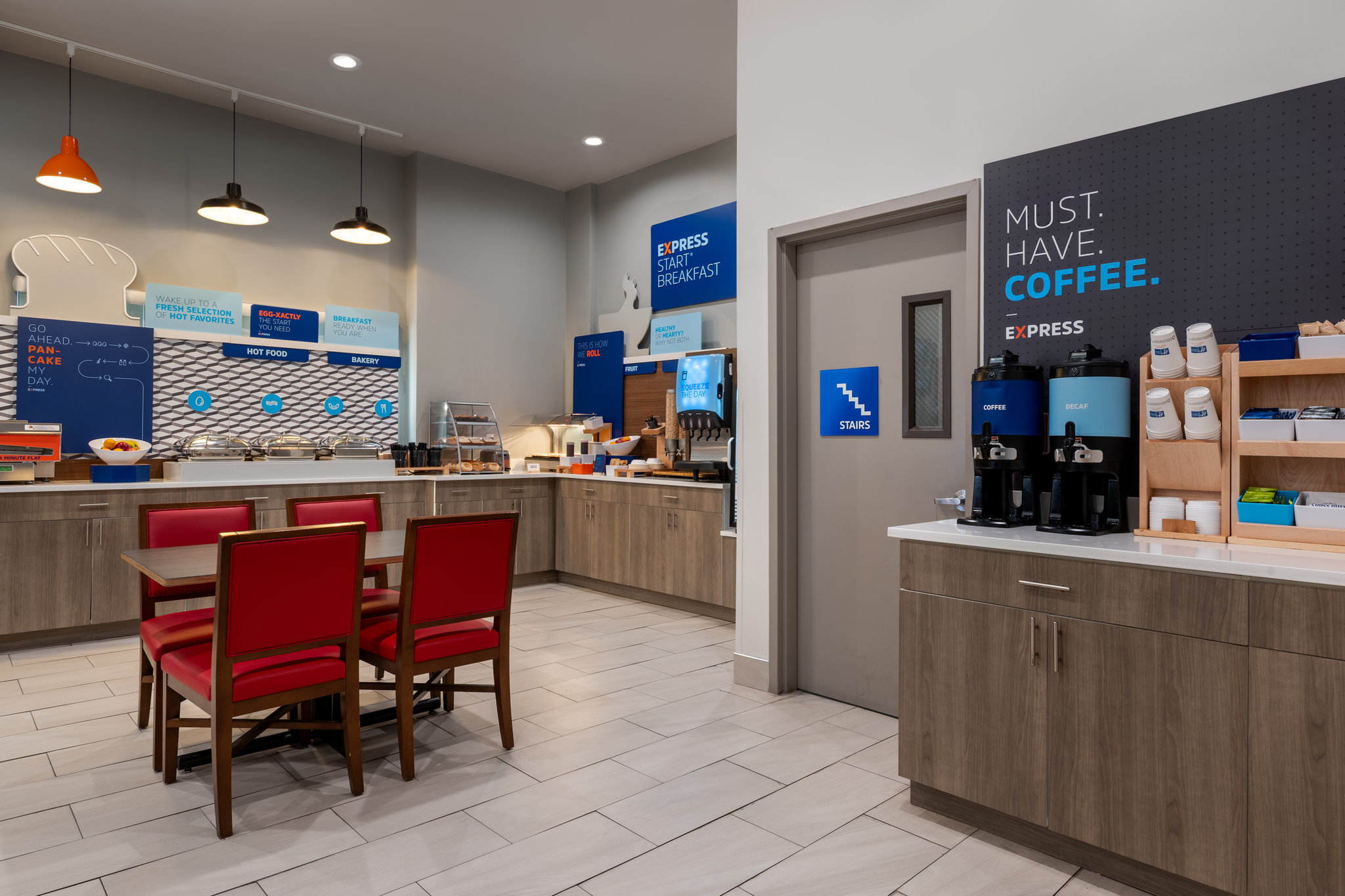 Holiday Inn Express & Suites Bronx - Zoo Area by IHG Image