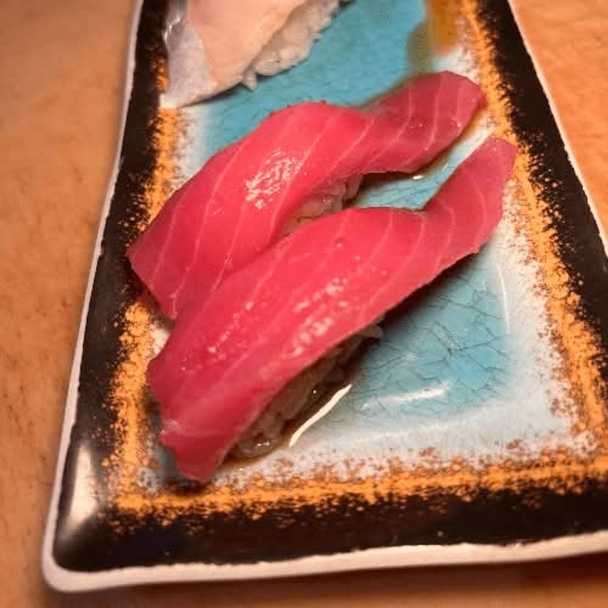 SASHIMI GARLIC TUNA SASHIMI
