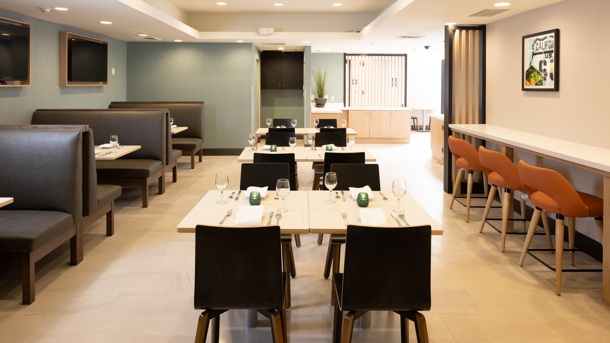 Holiday Inn Santa ANA-Orange Co. Arpt by IHG Image