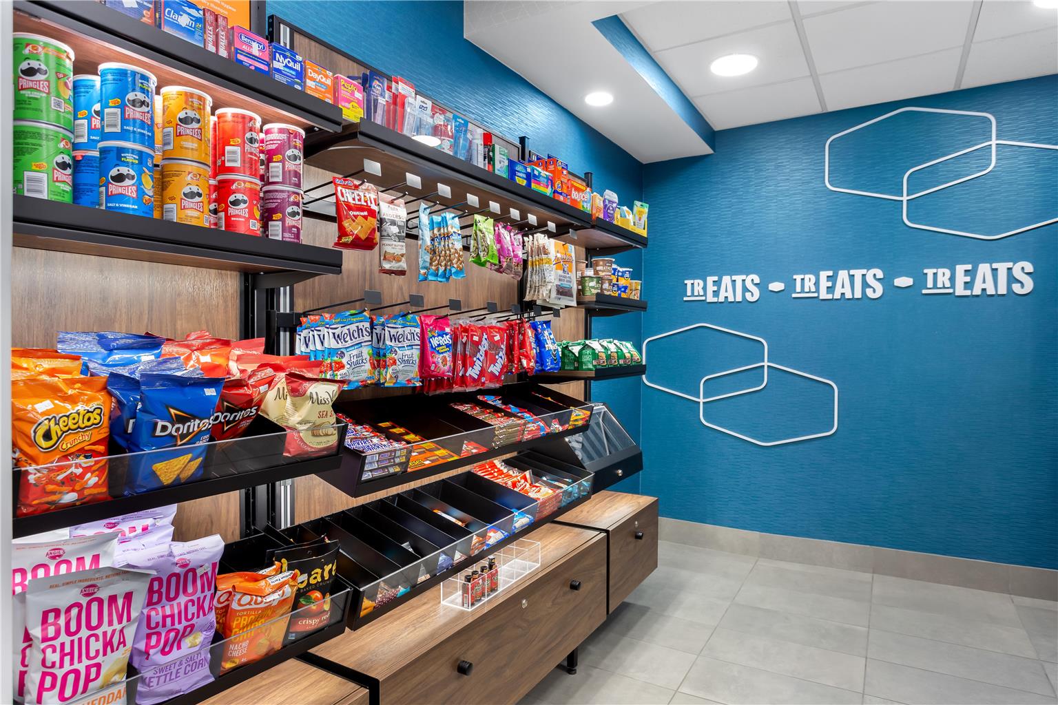 Hampton Inn & Suites Chicago Deer Park Image