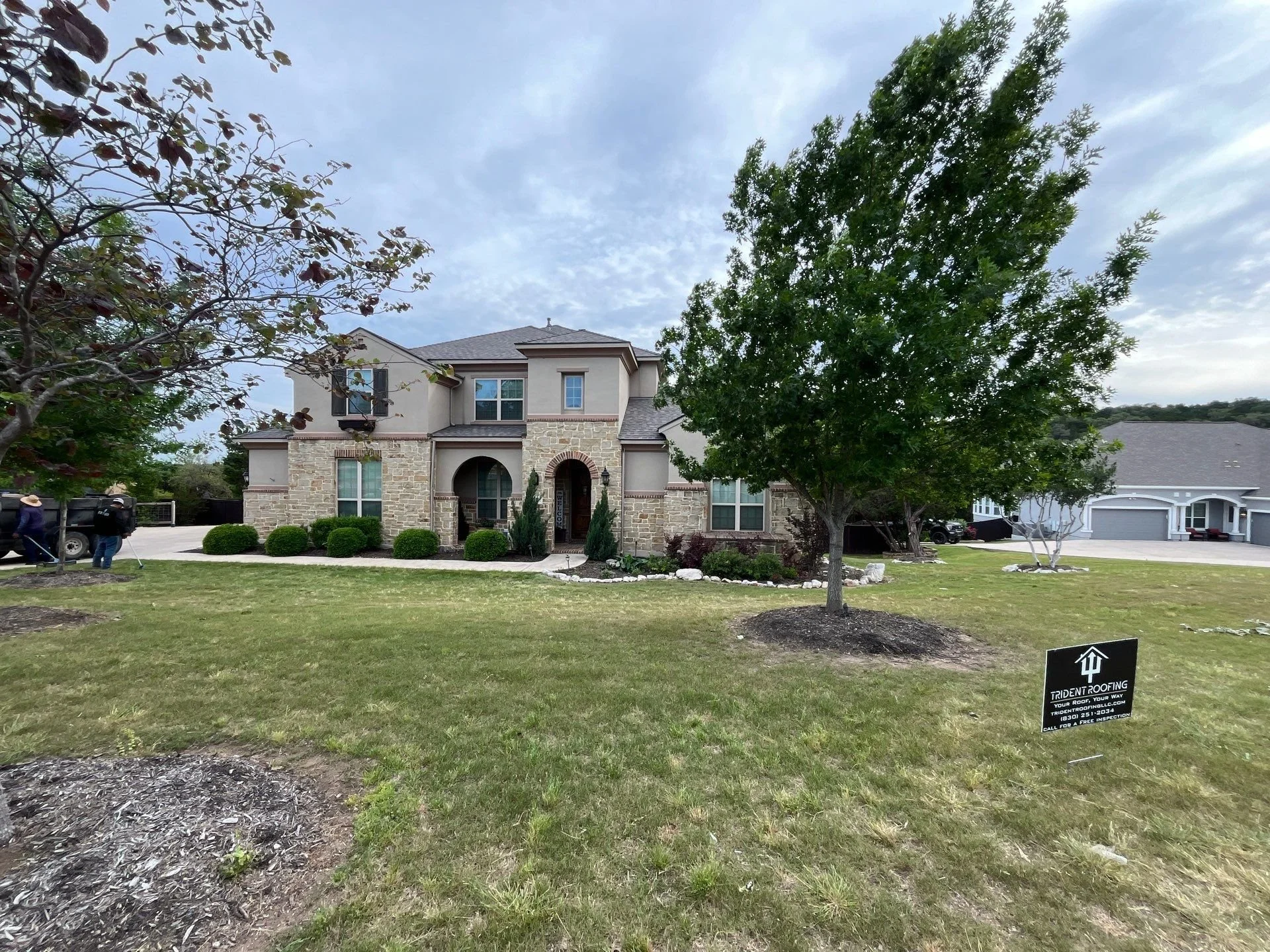 Trident Roofing Image