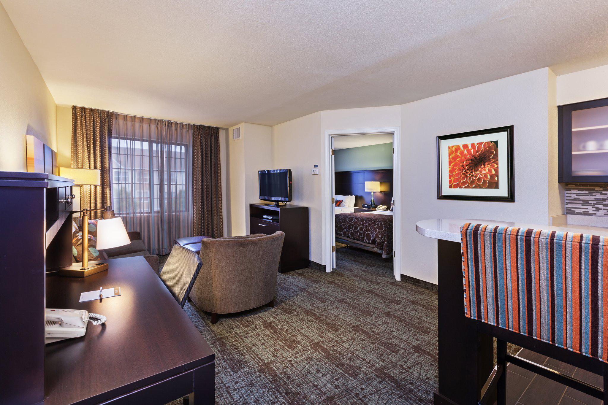 Staybridge Suites Tulsa-Woodland Hills Photo